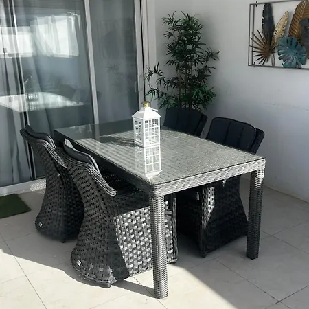 Rosa Luxury 2 Bed 2 Bath With Private Pool, Patio * Playa Blanca (Lanzarote)